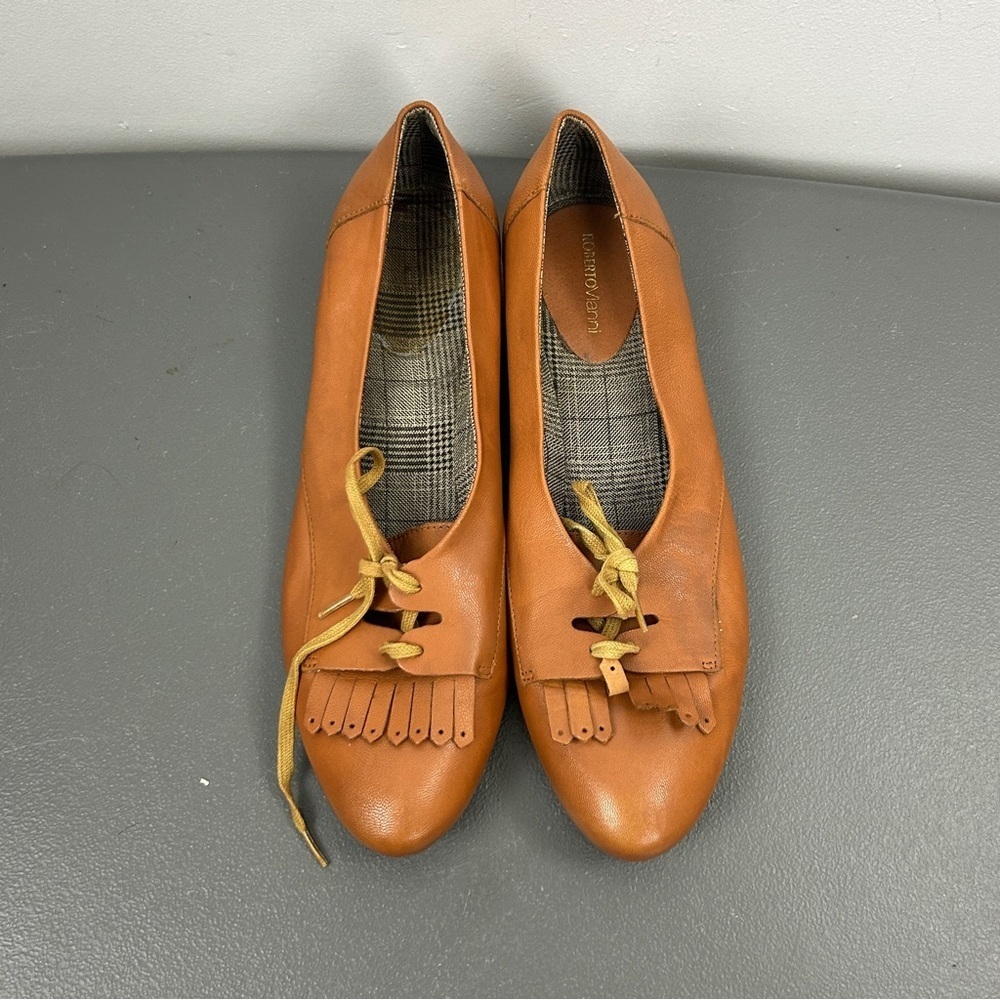 Roberto Vianni Cognac Fringe Tassel Leather Platform Loafers | Classic ChicFlats - Picture 4 of 8